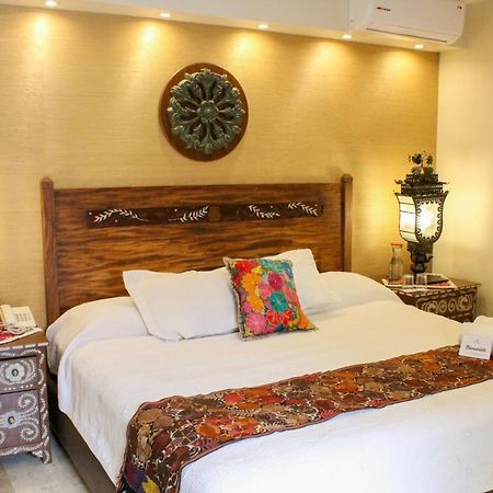 Hotel Lindo Ajijic Bed & Breakfast Экстерьер фото