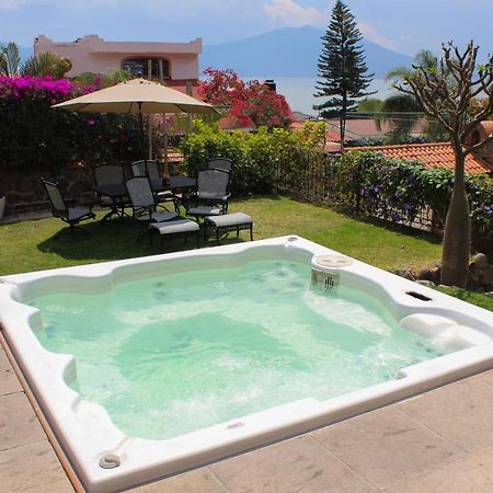 Hotel Lindo Ajijic Bed & Breakfast Экстерьер фото